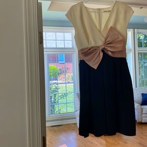 Trina Turk Size 2 Dress